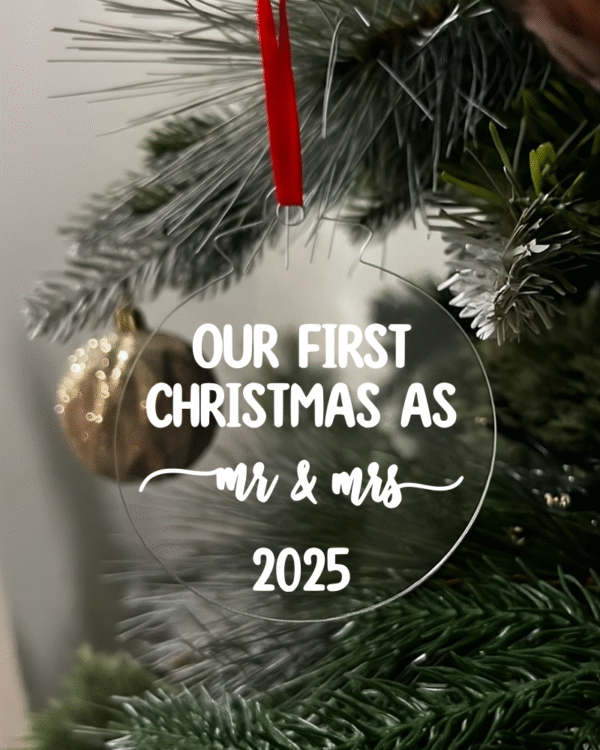 mr&mrs white Our first Christmas as Mr and Mrs 2025 Flat Christmas KS Creations Bauble white