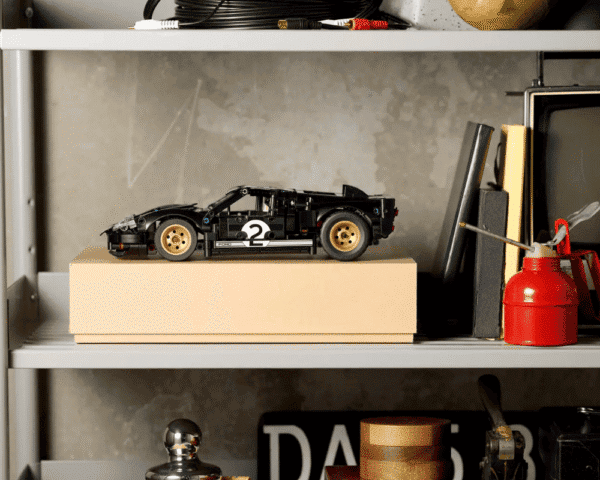 LEGO® 42223 1966 Ford GT40 MKII Race Car - Image 2